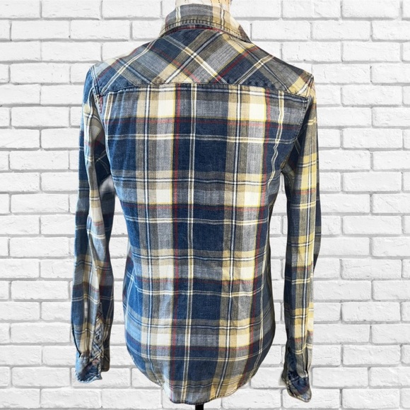 Men's Blue Plaid Button-Up Shirt - Picture 2 of 5